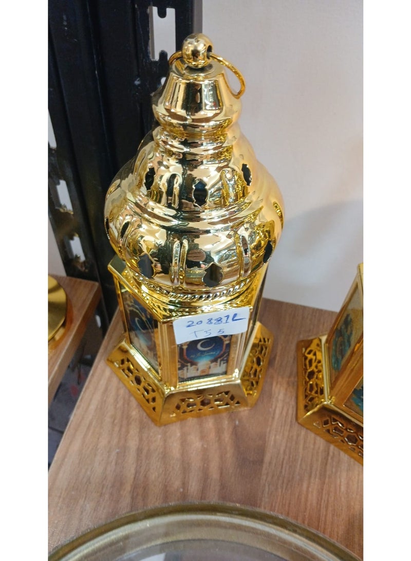 فانوس عرض ١٤ ارتفاع ٢٦ نحاس بلون ذهبي